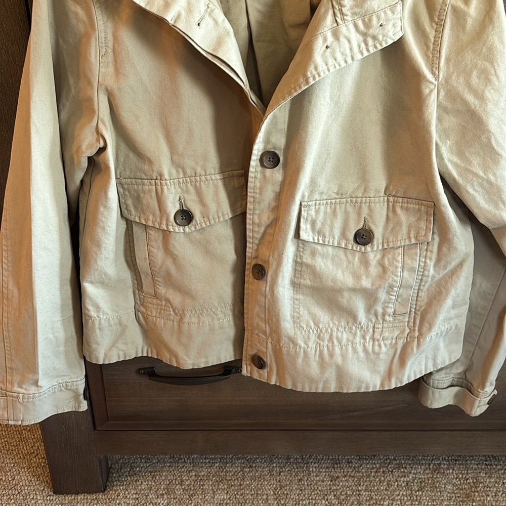 Excellent! Gap size large tan jacket - Picture 3 of 6